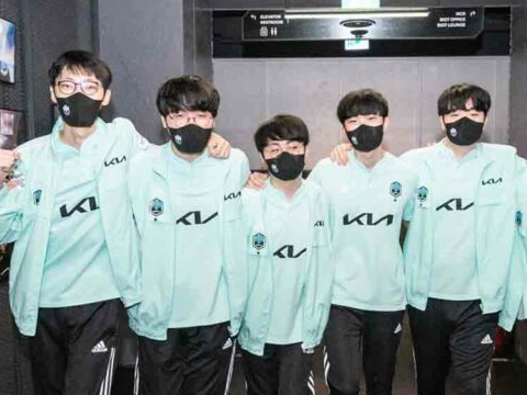 ShowMaker đặt mục tiêu có danh hiệu cùng DK ở mùa giải 2023 - Ảnh 1.