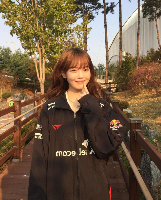 Cô nàng tên You Mi-ho là một diễn viên