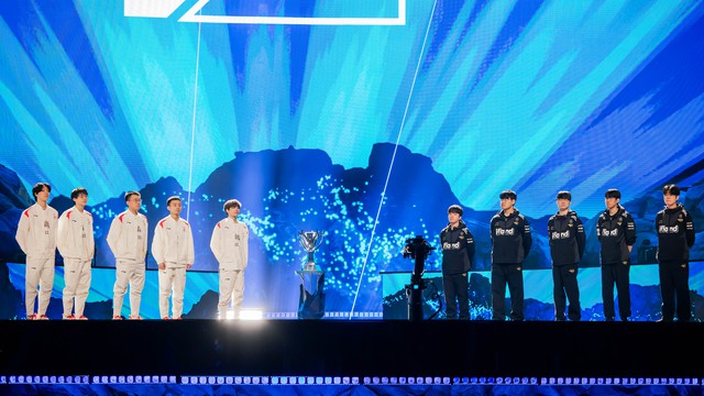 Tuy nhiên Riot chưa thông báo chính thức và chính NPH này sẽ phải cân nhắc rất kỹ vì chưa chắc hạt giống số 4 đã yếu hơn các đội phía trên Tuy nhiên Riot chưa thông báo chính thức và chính NPH này sẽ phải cân nhắc rất kỹ vì chưa chắc hạt giống số 4 đã yếu hơn các đội phía trên