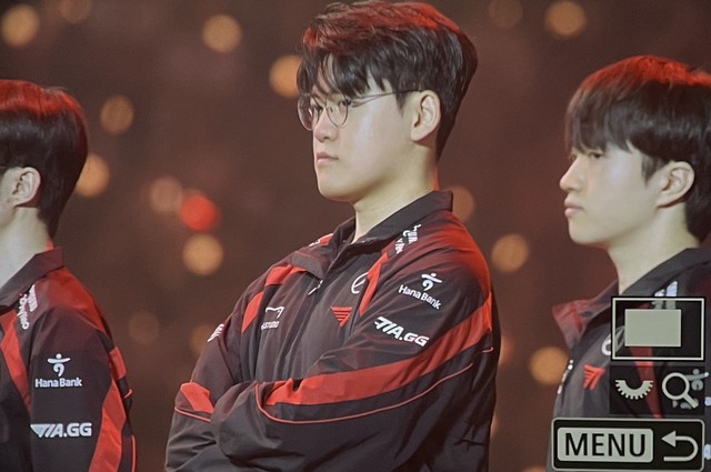 Gumayusi với Aphelios gần như không được chơi mấy ở ván 4