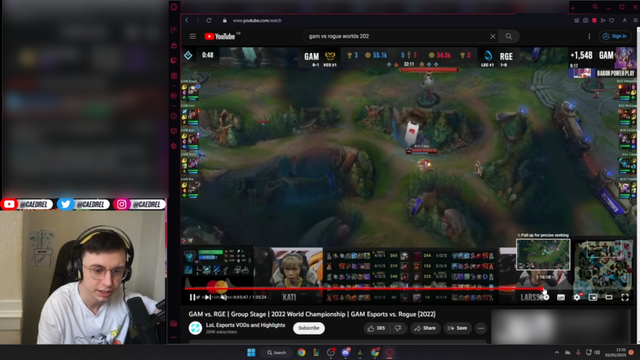 BLV Caedrel cho rằng lối đánh quá vì đồng đội của Kiaya lại khiến GAM thua trận trước RGE hồi CKTG năm ngoái - nguồn: Twitch Caedrel