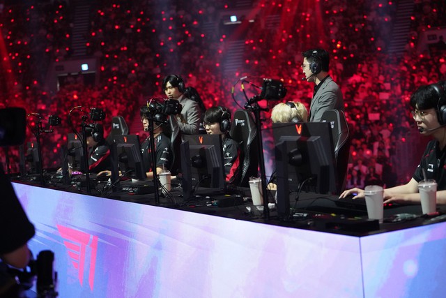 T1 tiếp tục bại trận trước đại kình địch Gen.G