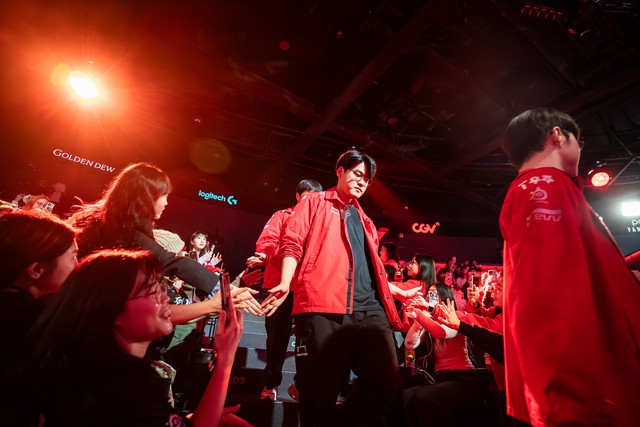 Sau tất cả, Faker cũng phải lên tiếng về drama T1 - Gumayusi - Smash- Ảnh 1.