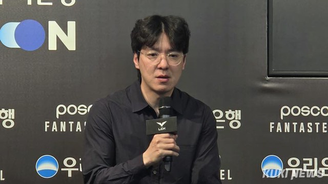 Còn BHL T1 thì liên tục gây tranh cãi và không có một định hướng rõ ràng