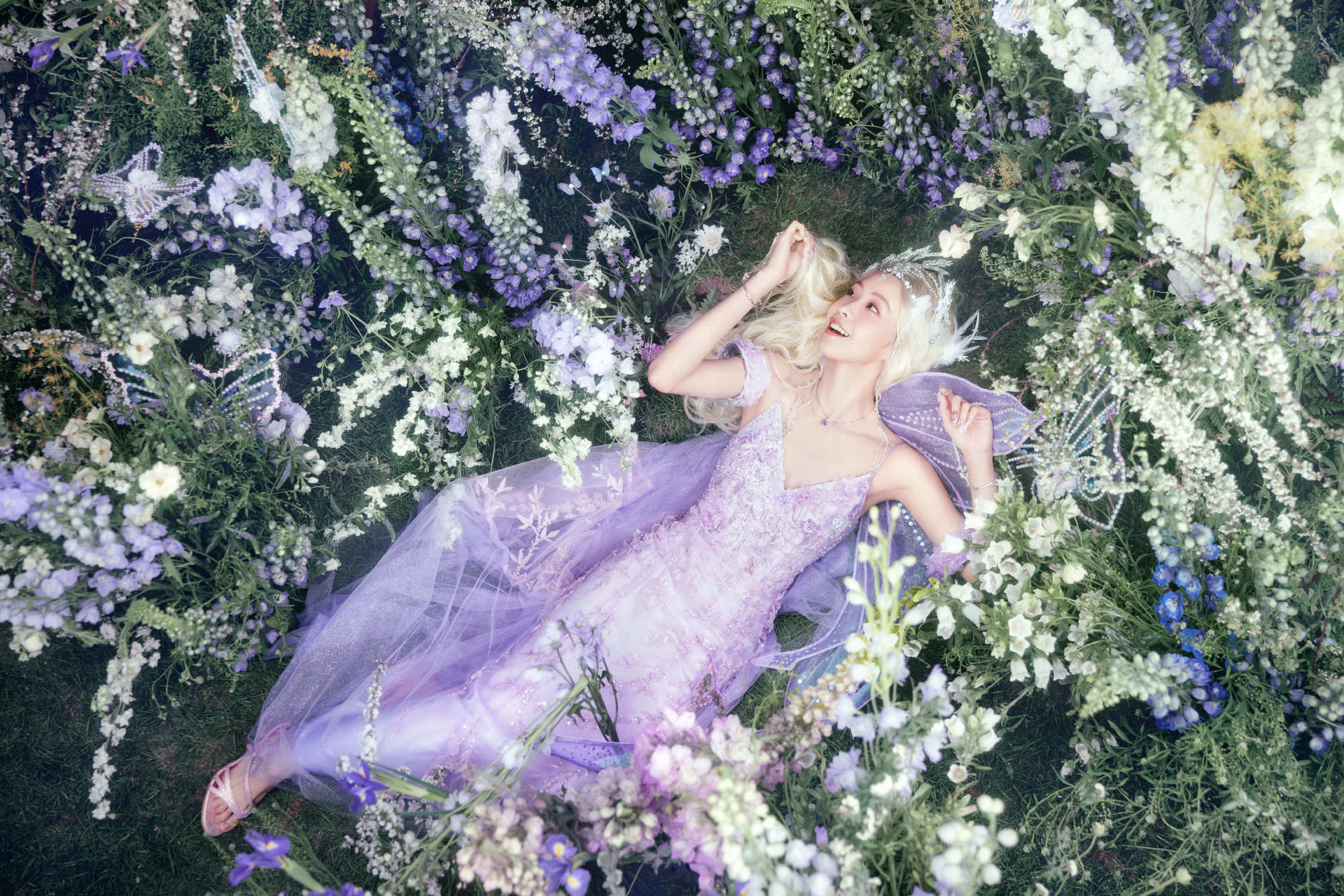 Các nữ MC, caster LPL trong trang phục cosplay Hội Đồng Tiên - nguồn: Weibo