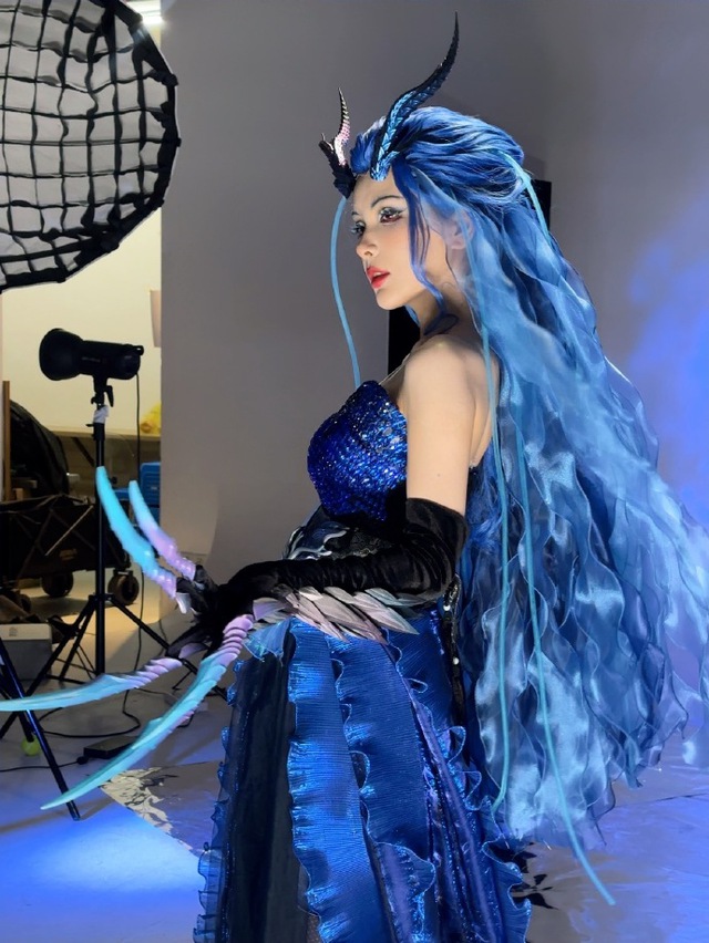 Bộ ảnh của nữ MC thu hút sự quan tâm rất lớn của fan LMHT Bộ ảnh của nữ MC thu hút sự quan tâm rất lớn của fan LMHT