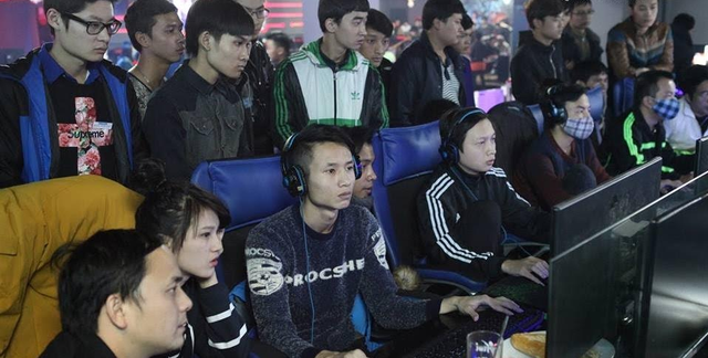 AoE: Hồng Anh, Gunny đối đầu VaneLove, Hoàng Mai Nhi và trận đấu của nhiều hoài niệm - Ảnh 1. AoE: Hồng Anh, Gunny đối đầu VaneLove, Hoàng Mai Nhi và trận đấu của nhiều hoài niệm - Ảnh 1.