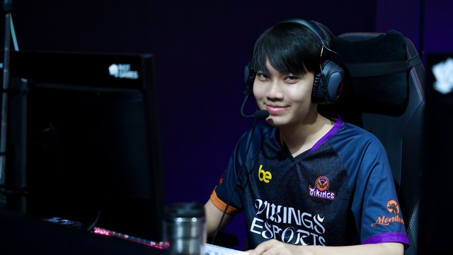 Fireblade có kỹ năng nhưng cũng chỉ là phương án tạm thời và VKE thiệt hại nhiều hơn GAM về mặt nhân sự