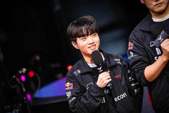 Keria vẫn là Hỗ Trợ hay bậc nhất làng LMHT nhưng anh cần cải thiện phong độ trong thời gian gần đây - nguồn: LoL Esports