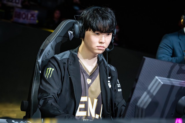 Gen.G đang khiến LCK "nằm trên đống lửa"