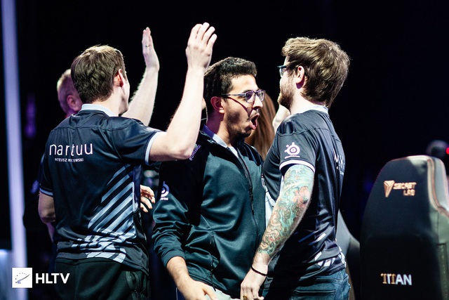 Từ DOTA 2 nhảy sang CS:GO, liệu tập thể huyền thoại OG có thể tiếp tục xưng bá? - Ảnh 4. Từ DOTA 2 nhảy sang CS:GO, liệu tập thể huyền thoại OG có thể tiếp tục xưng bá? - Ảnh 4.