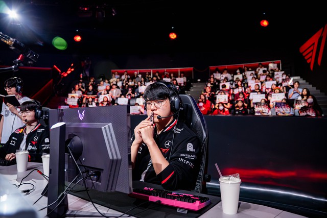 Trận thua Gen.G lộ ra những hạn chế nặng của T1 so với "đại kình địch"- Ảnh 2.