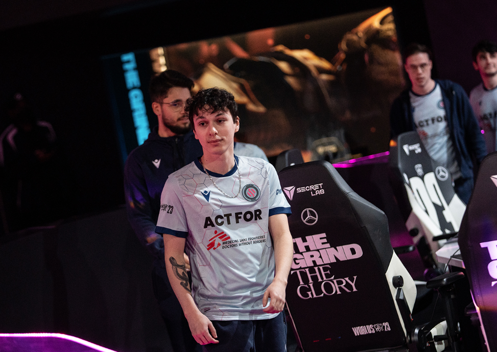 Thảm bại trước TW ở CKTG 2023, BDS bị chỉ thẳng ra một loạt quyết định “tự hủy” đầy tai hại - Ảnh 3.