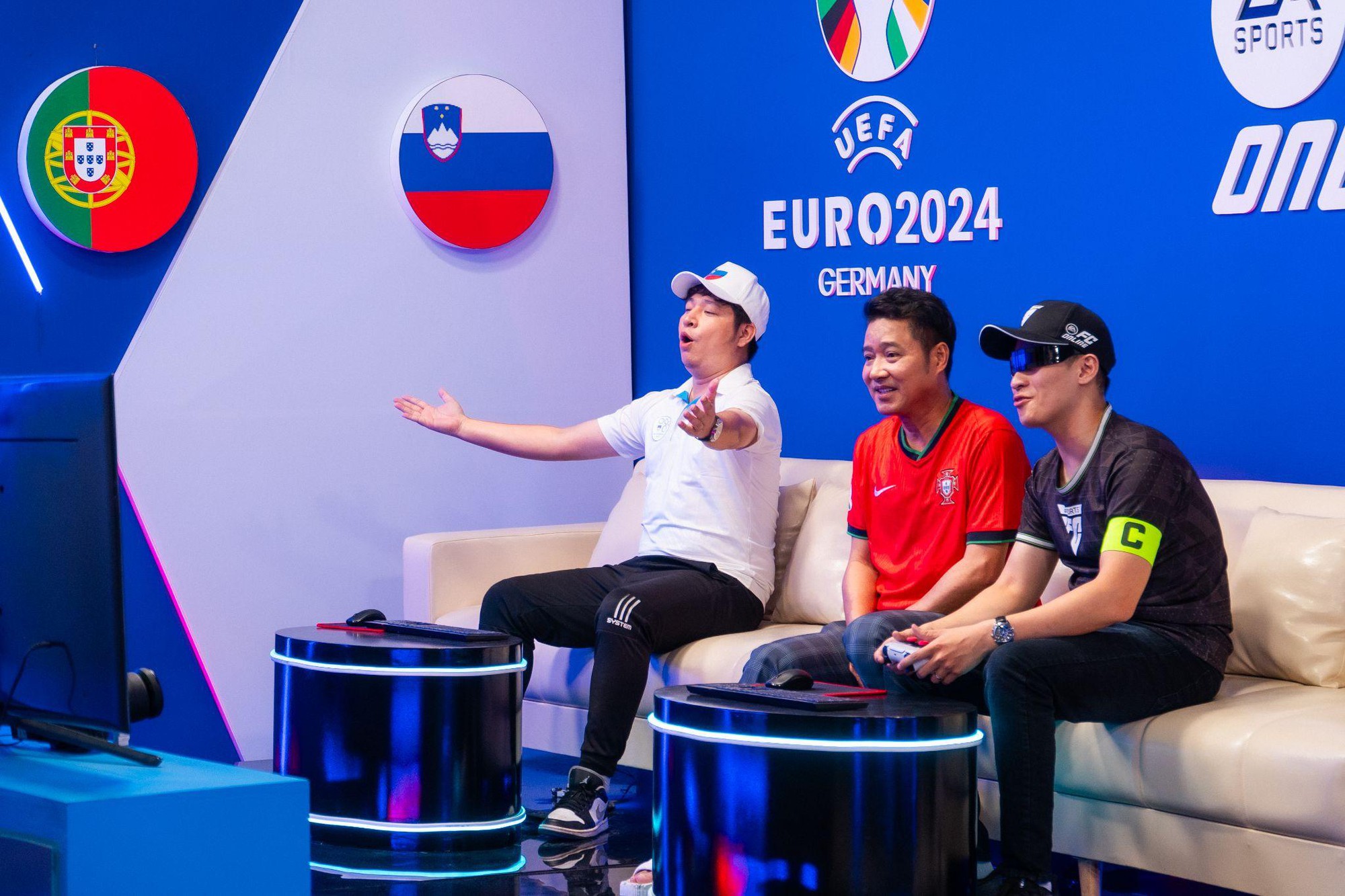 VAR Bóng Đá Show mùa 2 - Tập 4: Pháp - Bỉ thư hùng, chờ Ronaldo “mở tài khoản” bàn thắng- Ảnh 4.