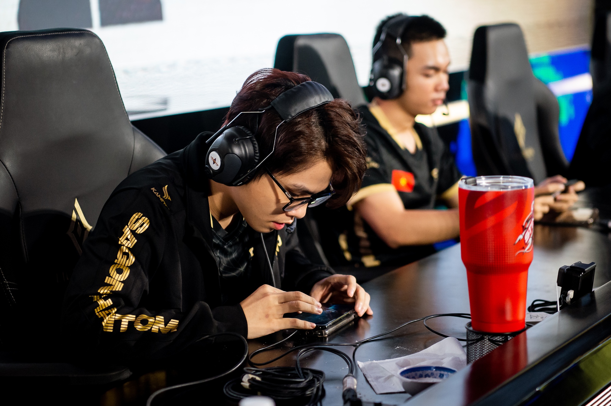 SGP đã trải qua những giai đoạn cực kỳ khó khăn khi bị VGM dẫn trước 3 ván