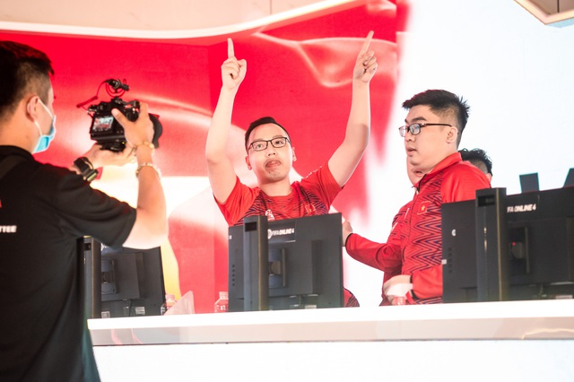 Kết thúc vòng bảng, Việt Nam hẹn Thái Lan ở trận đầu tiên của vòng Chung kết bộ môn FIFA Online 4 tại SEA Games 31 - Ảnh 10.