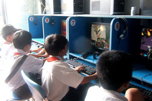 Những khung giờ vàng trong ngày hè để chơi LMHT - Vừa tránh trẻ trâu, vừa leo rank thần tốc - Ảnh 1. Những khung giờ vàng trong ngày hè để chơi LMHT - Vừa tránh trẻ trâu, vừa leo rank thần tốc - Ảnh 1.