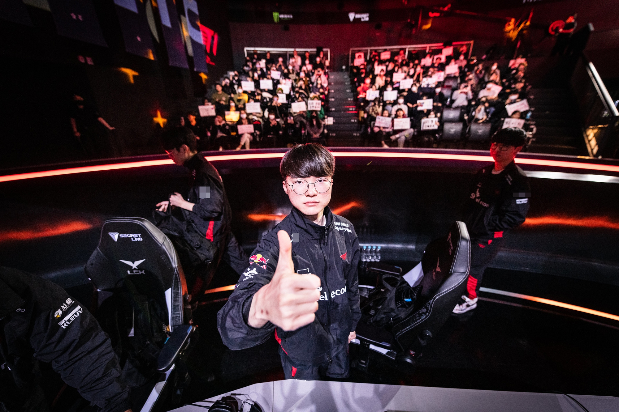 Và T1 thực sự có chiến thắng không hề dễ dàng - nguồn: LoL Esports