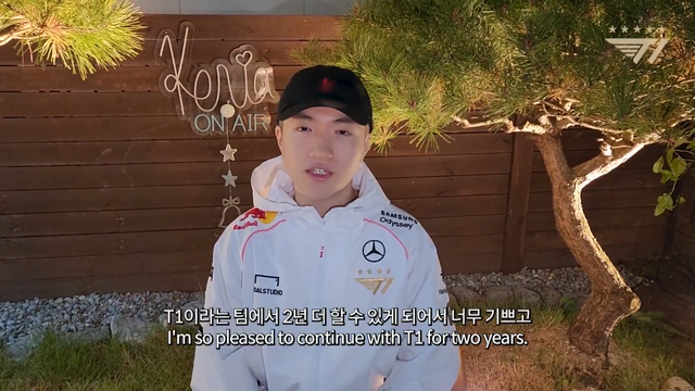 Keria phải cắt tóc vì phải thực hiện nghĩa vụ cộng đồng bắt buộc Keria phải cắt tóc vì phải thực hiện nghĩa vụ cộng đồng bắt buộc