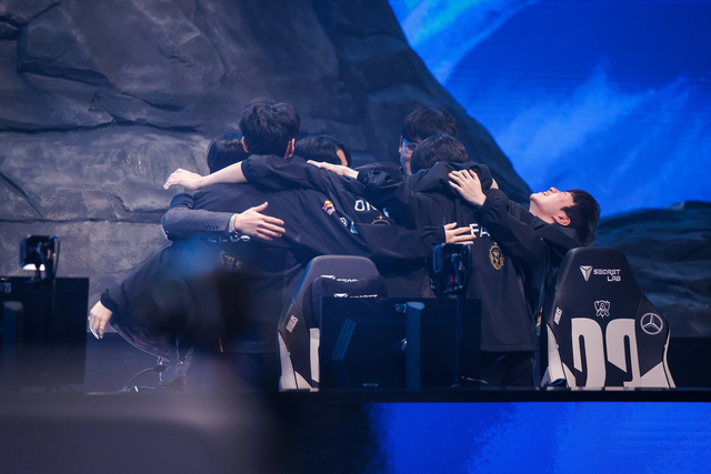 Khán giả tin rằng Faker sẽ chọn Ahri sau khi vô địch CKTG 2023