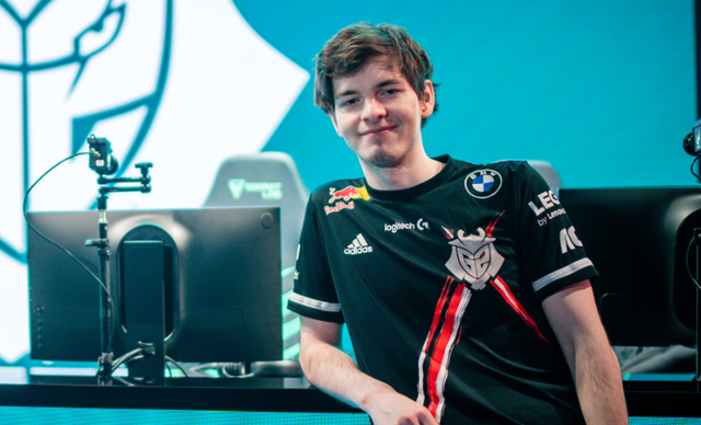 Mikyx bất ngờ xin lỗi khán giả: ‘Đừng buồn nếu tôi tiếp tục thắng Faker’ - Ảnh 3.