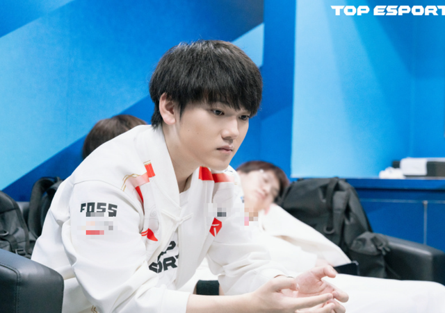 Cựu vương CKTG “bóc phốt” giải Esports đình đám, các đội tuyển LMHT được yêu thích lại chịu "ấm ức"- Ảnh 4.