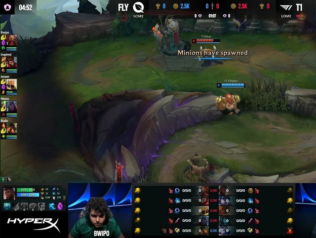 Zeus không nâng kỹ năng kể cả khi đã ra đến lane và bị tấn công