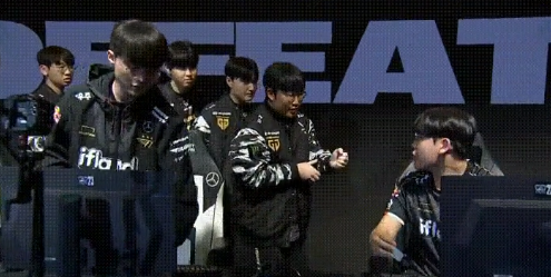 Phải khi Faker gọi thì anh mới nhận ra Phải khi Faker gọi thì anh mới nhận ra