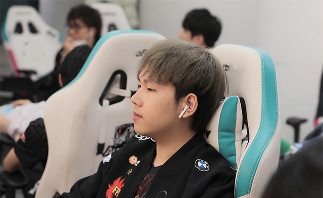 Điều này từng được cho là khiến Bo gặp khó để làm quen lại với môi trường chuyên nghiệp sau khi án phạt kết thúc