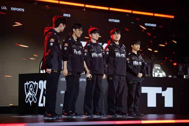 Nhưng nếu có thể vô địch trong hoàn cảnh này thì chức vô địch sẽ càng ý nghĩa hơn nữa