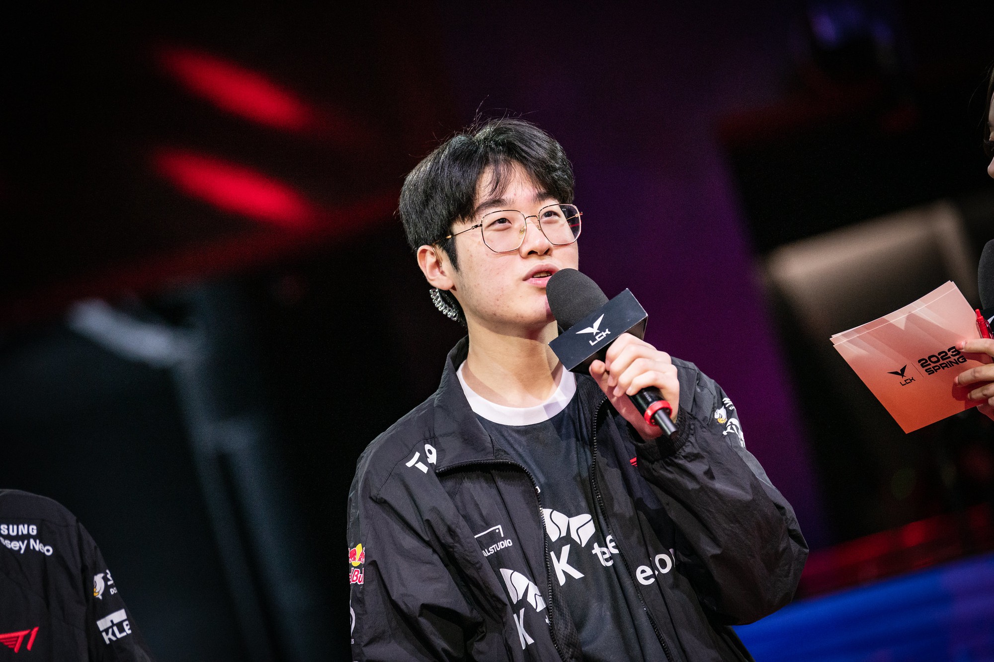 Nhưng anh còn thiếu danh hiệu, khả năng lãnh đạo và đặc biệt là bản lĩnh khi bước vào các trận đấu quyết định - nguồn: LoL Esports