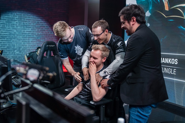 Bắt kịp thời đại 4.0, G2 Esports nâng cấp công nghệ cà khịa bằng việc dùng QR Code - Ảnh 1. Bắt kịp thời đại 4.0, G2 Esports nâng cấp công nghệ cà khịa bằng việc dùng QR Code - Ảnh 1.