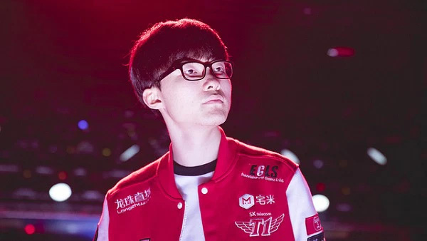 Nhìn lại hành trình dậy thì thành công của Faker kể từ khi debut: Chàng thư sinh đã trở thành tượng đài của LMHT - Ảnh 9.