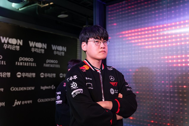 Thượng tầng T1 tiếp tục "tự hủy" cực mạnh với phát ngôn khó hiểu về Faker- Ảnh 3.