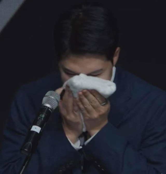 T1 chính thức phát biểu về vụ Zeus và Gumayusi nhưng làm bùng lên những sự bức xúc khác- Ảnh 3.