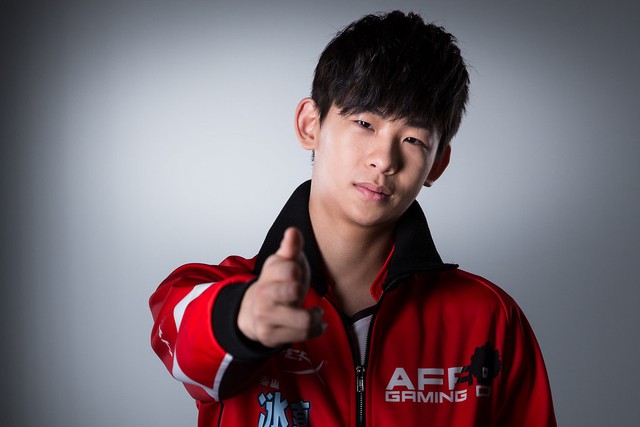 Vô lý mà lại thuyết phục: Xạ Thủ số một rank Hàn hiện tại lại là Taliyah đường dưới - Ảnh 2. Vô lý mà lại thuyết phục: Xạ Thủ số một rank Hàn hiện tại lại là Taliyah đường dưới - Ảnh 2.