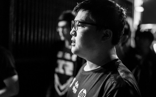 LMHT: Thường xuyên bị những kẻ làm độ phá rank, Uzi cay cú tới mức định đem pháp luật vào cuộc - Ảnh 4.