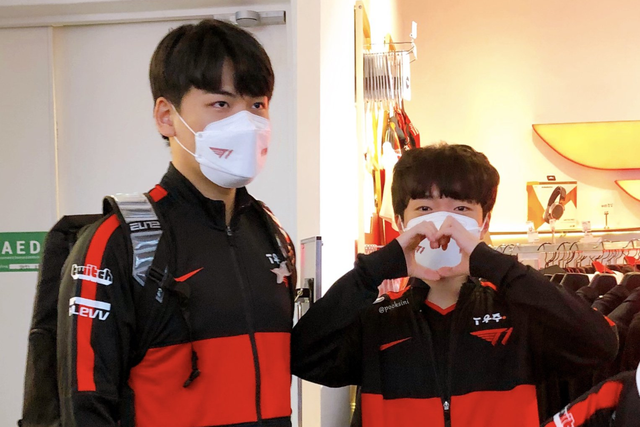 Lý do để T1 và WBG xứng đáng là 2 đội tuyển đáng xem nhất hiện tại: Sự không hoàn hảo mới tạo nên khác biệt - Ảnh 6.