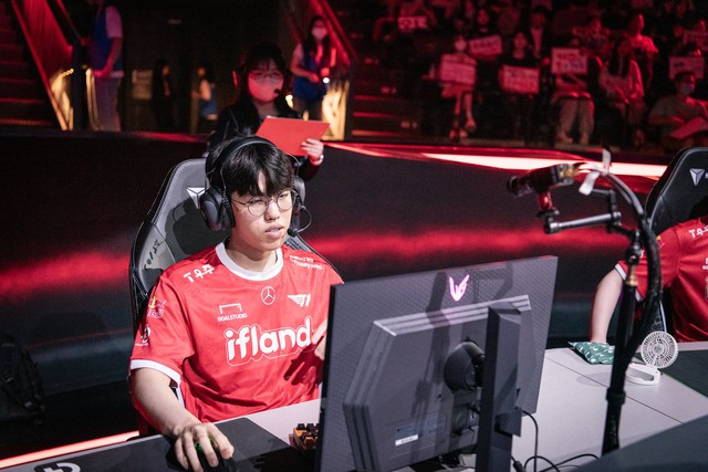 Bản thân Oner cũng ý thức được việc này