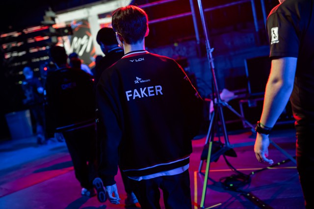 Fan đề nghị Faker cất ngay một vị tướng sau trận thắng chật vật CFO- Ảnh 3.