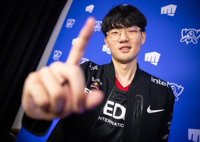 Viper là siêu xạ thủ tại LPL