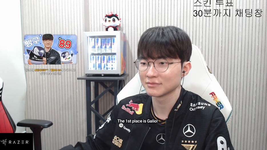 Faker "phá lệ" lần đầu tiên trong sự nghiệp, còn "outplay" cả fan T1- Ảnh 2.