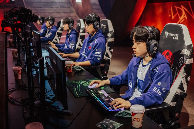 T1 thường thi đấu tốt ở vòng bảng trước khi thua ở chung kết