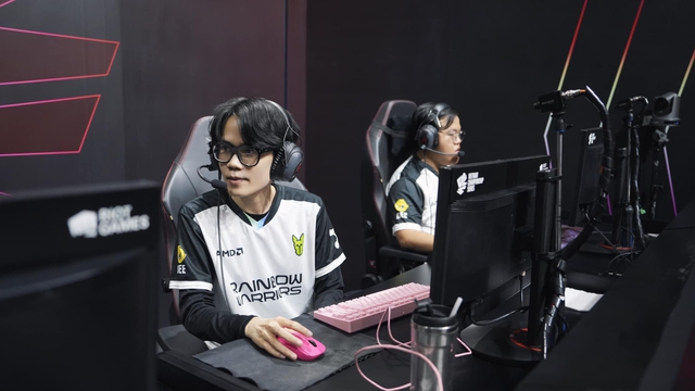 EasyLove là tuyển thủ đầu tiên của VCS vô địch giải đấu sau khi kết thúc vòng bảng với vị trí chót bảng