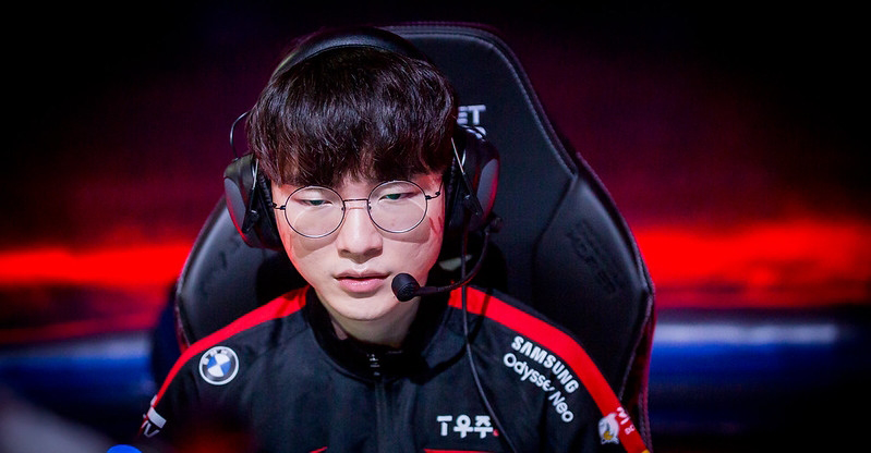 Kết thúc chuỗi trận bất bại dài nhất lịch sử, T1 bị cộng đồng khuyên nên học lại cách cấm chọn - Ảnh 7. Kết thúc chuỗi trận bất bại dài nhất lịch sử, T1 bị cộng đồng khuyên nên học lại cách cấm chọn - Ảnh 7.