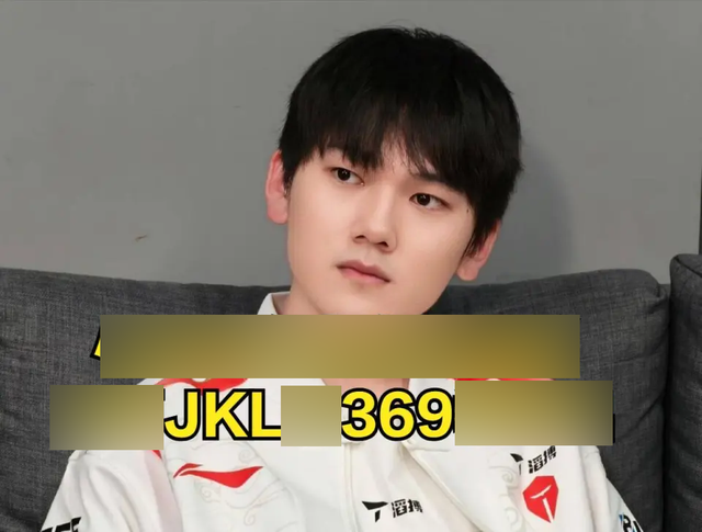 Đại diện LPL rơi vào khủng hoảng thực sự, HLV cũng "bỏ rơi" tuyển thủ- Ảnh 3.