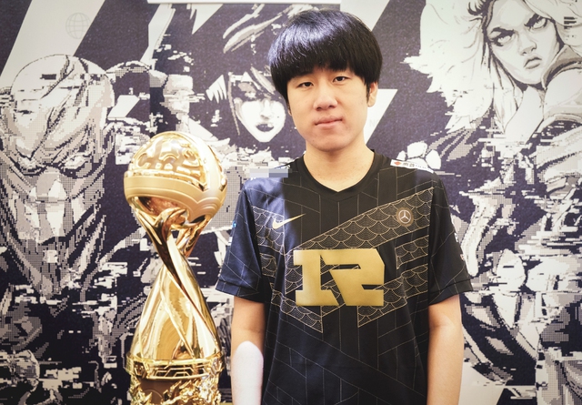 Gumayusi khẳng định mình chơi Draven hay nhất và mong các đồng đội sẽ học hỏi RNG - Ảnh 4.