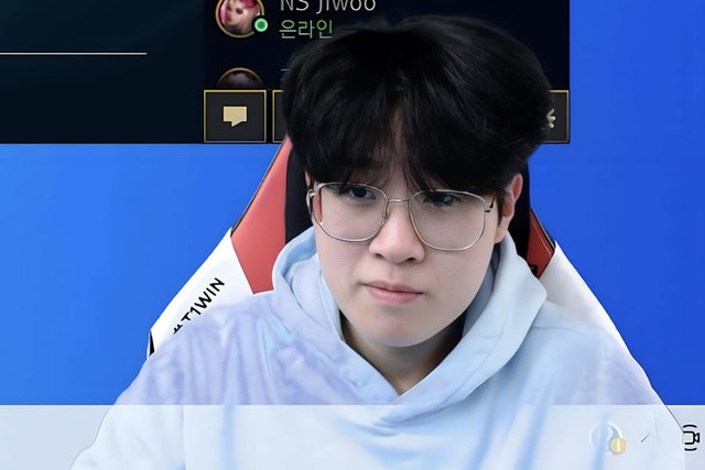 Nhưng Zeus kiên định với Jayce Nhưng Zeus kiên định với Jayce