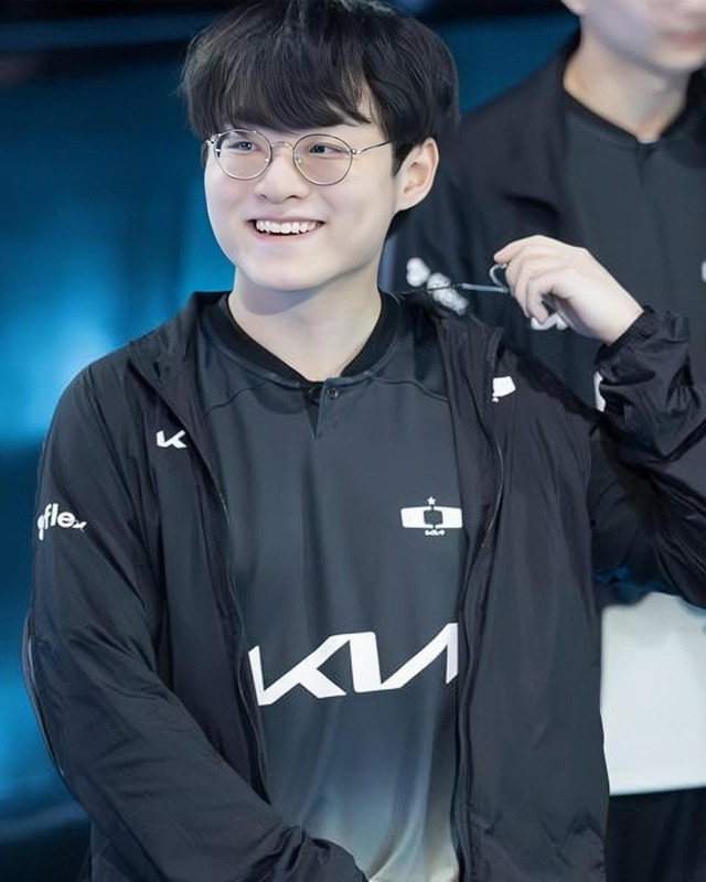 Đây là tuyển thủ đang được yêu cầu chuyển xuống Challengers nhiều bậc nhất LCK hiện tại- Ảnh 3.