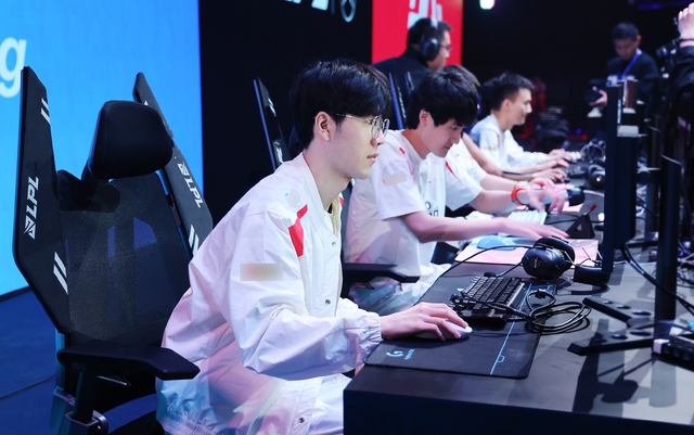 Weibo Gaming có thành tích không tốt tại  Mùa Xuân 2023 dù đầu tư khá nhiều